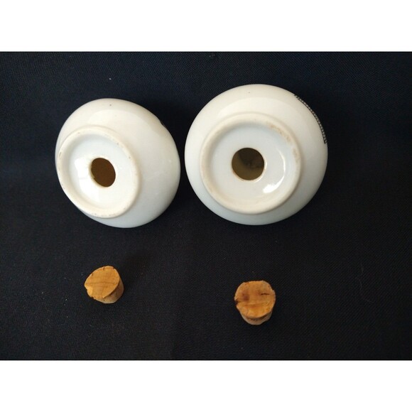 Set of Vintage Ucagco Gilded Birdcages Salt Pepper Shakers Made in Japan small - Picture 10 of 12